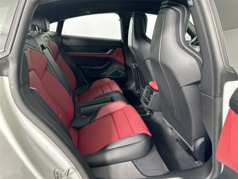 Certified 2025 Porsche Taycan AWD/4WD image 28