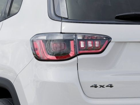 New 2026 Jeep Compass Latitude AWD/4WD image 9