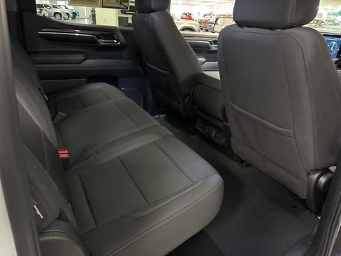 Used 2024 Chevrolet Silverado 1500 LT image 13