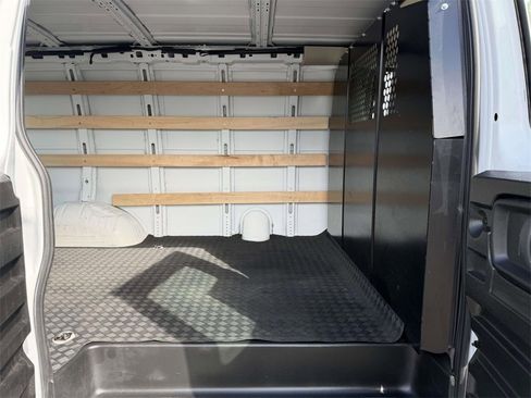 Used 2024 GMC Savana 2500 w/ Driver Convenience Package image 11