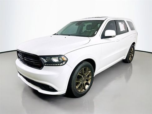 Used 2017 Dodge Durango R/T w/ Technology Group image 3