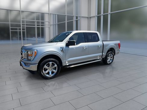 Used 2021 Ford F150 XLT w/ Equipment Group 302A High AWD/4WD image 4
