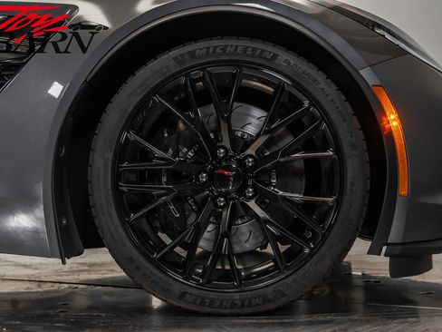 Used 2016 Chevrolet Corvette Z06 w/ 3LZ Preferred Equipment Group image 25