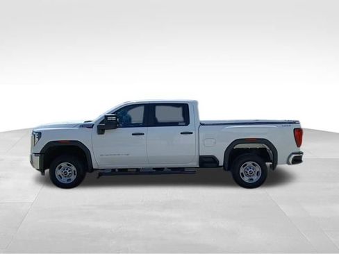 Used 2024 GMC Sierra 2500 Pro w/ Convenience Package AWD/4WD image 2