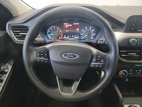 Used 2022 Ford Escape S AWD/4WD image 17