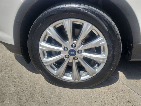 Used 2018 Ford Escape Titanium AWD/4WD image 35