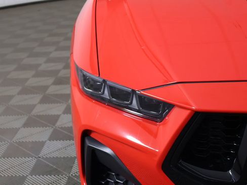 Used 2025 Ford Mustang GT Premium RWD image 15