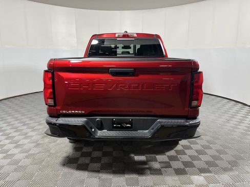 Used 2024 Chevrolet Colorado Z71 w/ Z71 Convenience Package 2 AWD/4WD image 7