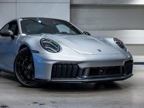 Certified 2025 Porsche 911 Carrera GTS image 13