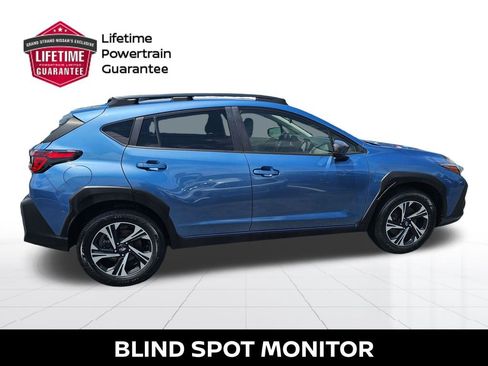 Used 2024 Subaru Crosstrek 2.0i Premium AWD/4WD image 7