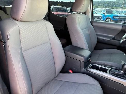 Used 2021 Toyota Tacoma SR5 RWD image 22