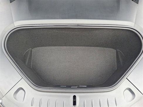 Used 2022 Tesla Model S Plaid image 28