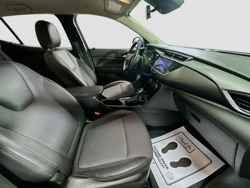 Used 2022 Buick Encore GX Preferred w/ Cold Weather Comfort Package AWD/4WD image 30