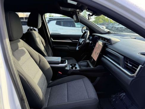 Used 2026 GMC Terrain Elevation AWD/4WD image 15