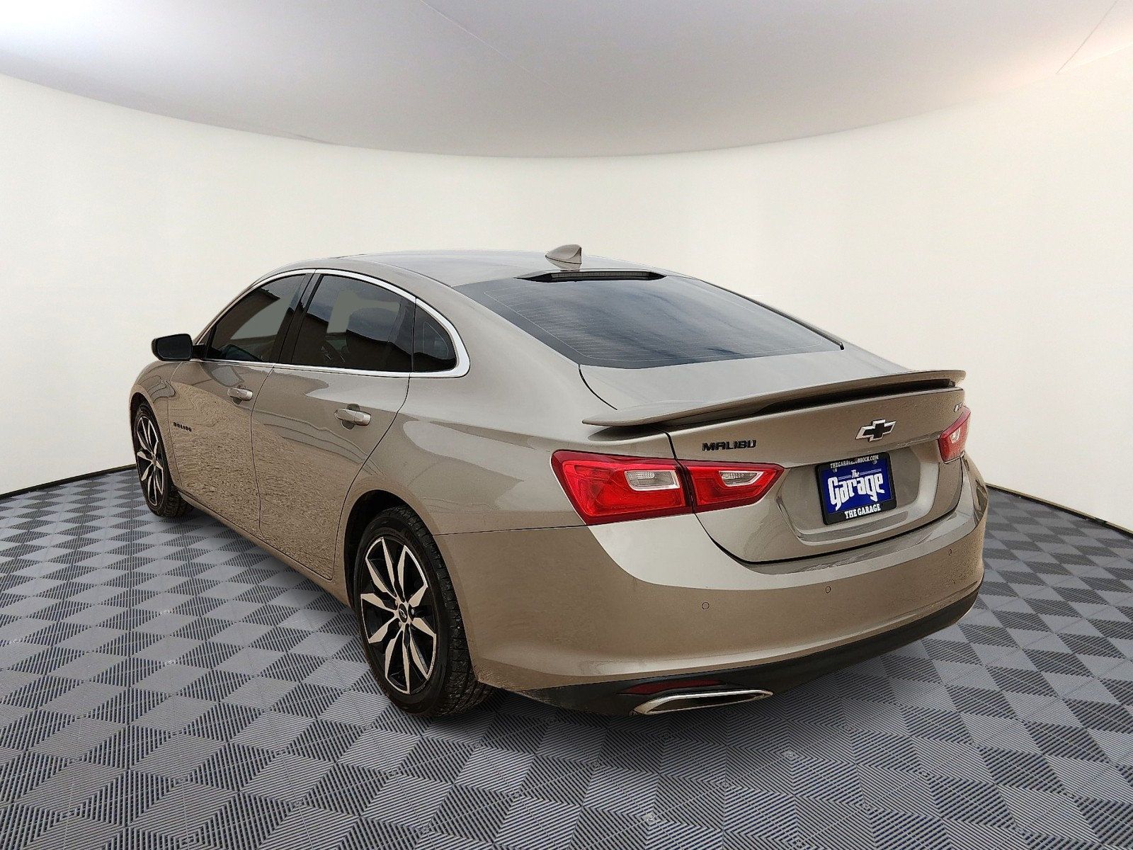 Used 2022 Chevrolet Malibu RS FWD image 3
