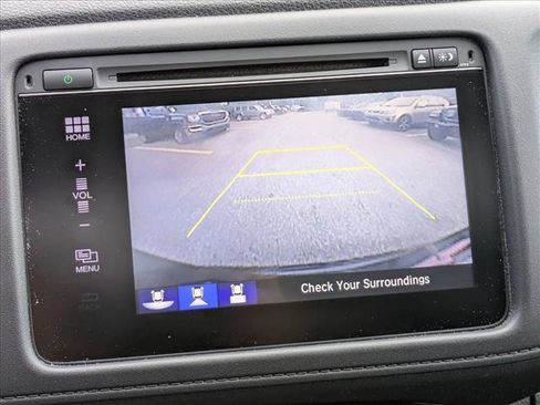 Used 2018 Honda HR-V EX image 12