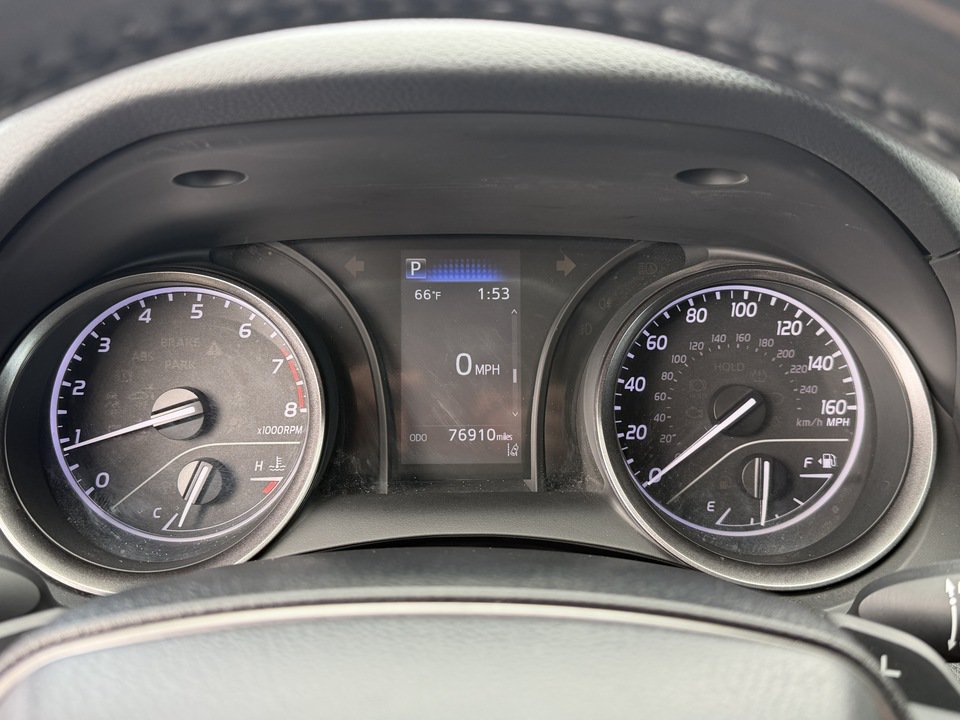 Used 2022 Toyota Camry SE FWD image 14