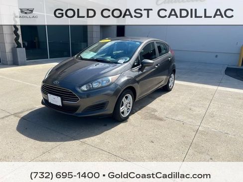 Used 2017 Ford Fiesta SE FWD image 1