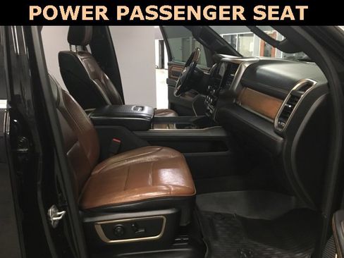 Used 2019 RAM 1500 Laramie Longhorn w/ Body-Colour Bumper Group image 35