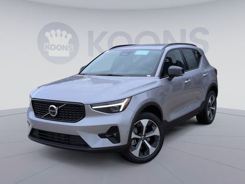 New 2026 Volvo XC40 B5 Plus w/ Protection Package Premier image 1