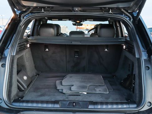 Used 2023 Land Rover Range Rover Sport SE image 33