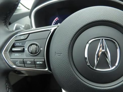 Used 2026 Acura MDX w/ Technology Package FWD image 12