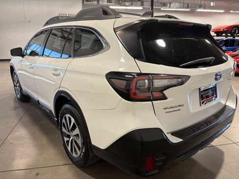 Used 2020 Subaru Outback AWD/4WD image 5
