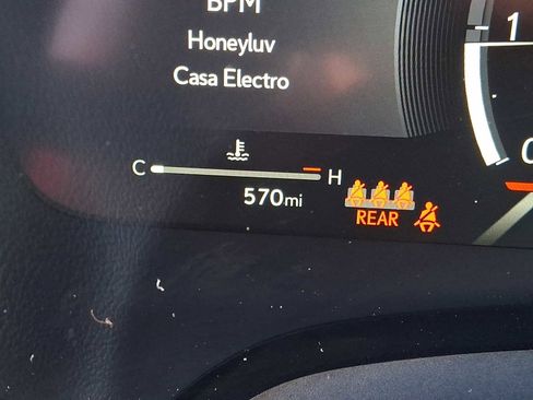 Used 2025 Lexus RX 350 Premium image 17