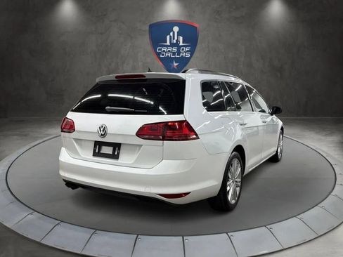 Used 2015 Volkswagen Golf TDI SE image 5