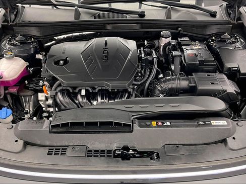 Used 2025 Hyundai Sonata SEL FWD image 8