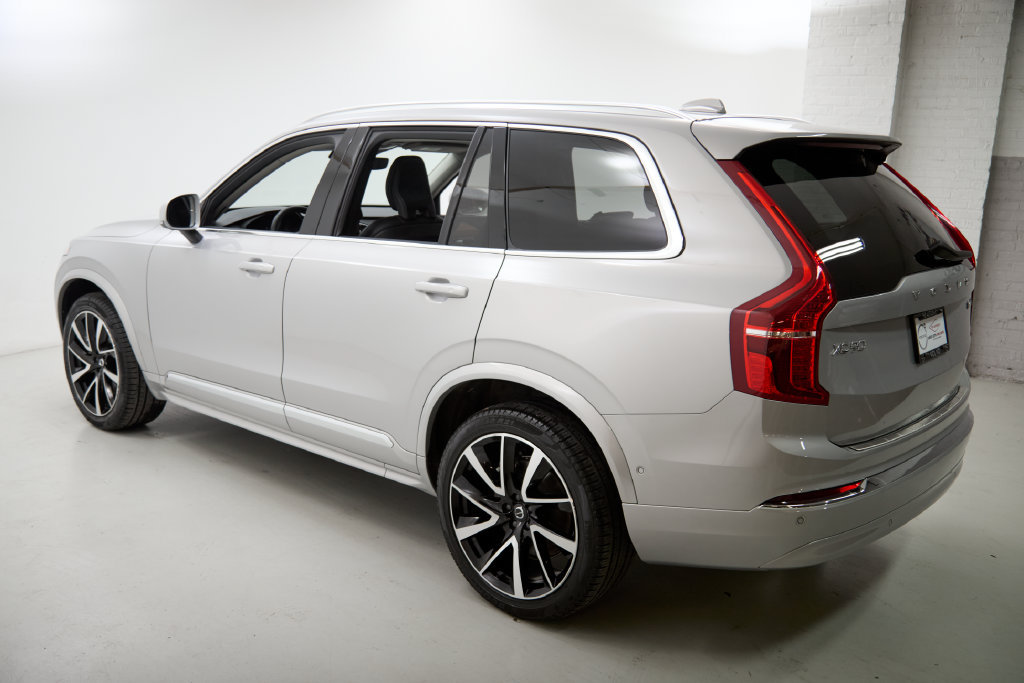 Certified 2024 Volvo XC90 B6 Plus w/ Protection Package Premier AWD/4WD image 7