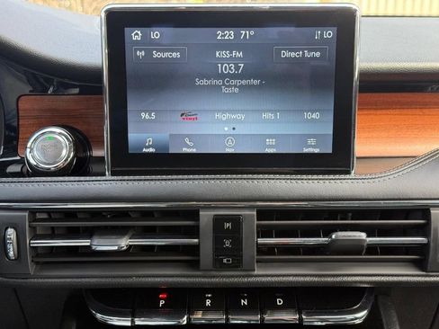 Used 2022 Lincoln Corsair Reserve AWD/4WD image 19