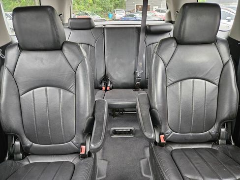 Used 2011 GMC Acadia Denali AWD/4WD image 18