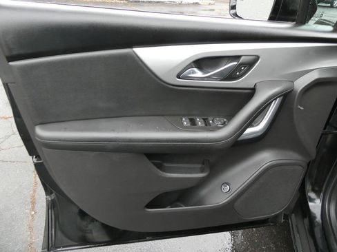 Used 2019 Chevrolet Blazer LT FWD image 20