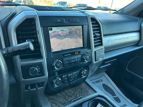 Used 2019 Ford F250 Lariat w/ Lariat Ultimate Package image 14