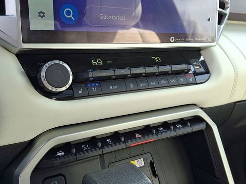 Used 2023 Toyota Tundra Capstone image 17