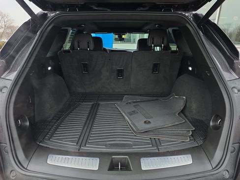 Used 2018 Cadillac XT5 Platinum w/ Driver Assist Package image 41