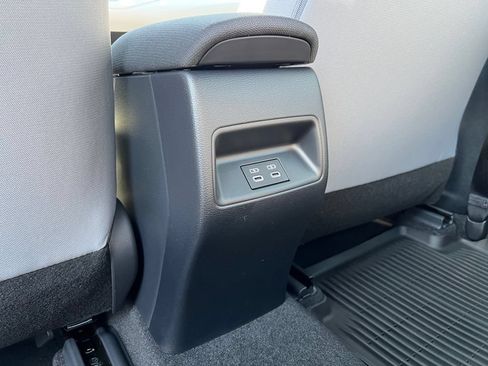 New 2026 Toyota Corolla SE FWD image 18