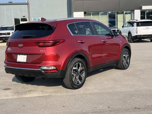 Used 2021 Kia Sportage EX AWD/4WD image 3