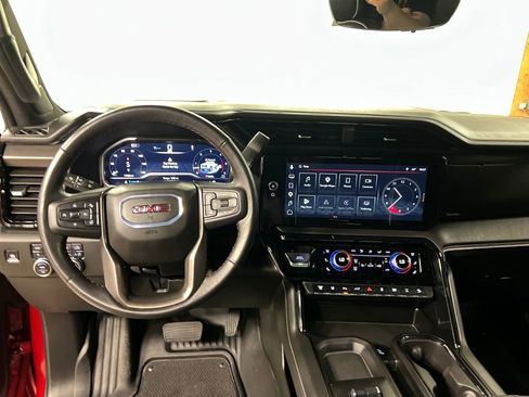 Certified 2025 GMC Sierra 2500 AT4X image 18