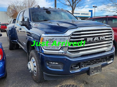 Used 2023 RAM 3500 Limited image 3