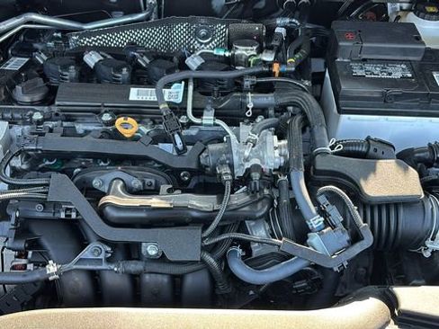 New 2026 Toyota Corolla Cross LE w/ Moonroof Package image 32