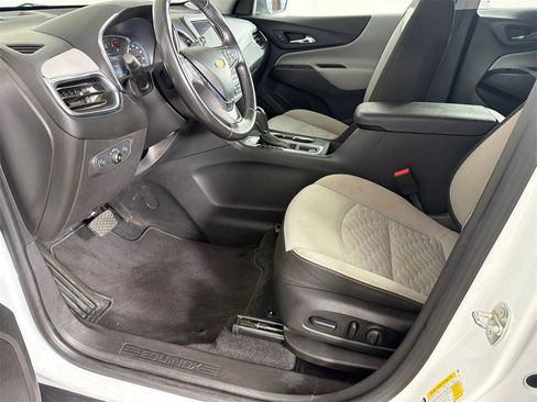 Used 2021 Chevrolet Equinox LT image 9