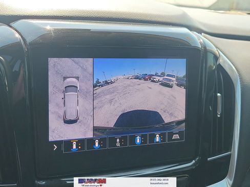 Used 2020 Chevrolet Traverse LT w/ LT Premium Package AWD/4WD image 28