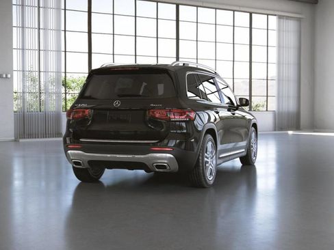Certified 2023 Mercedes-Benz GLB 250 4MATIC image 24