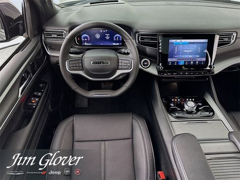 New 2024 Jeep Wagoneer L Series II w/ Convenience Group I image 28
