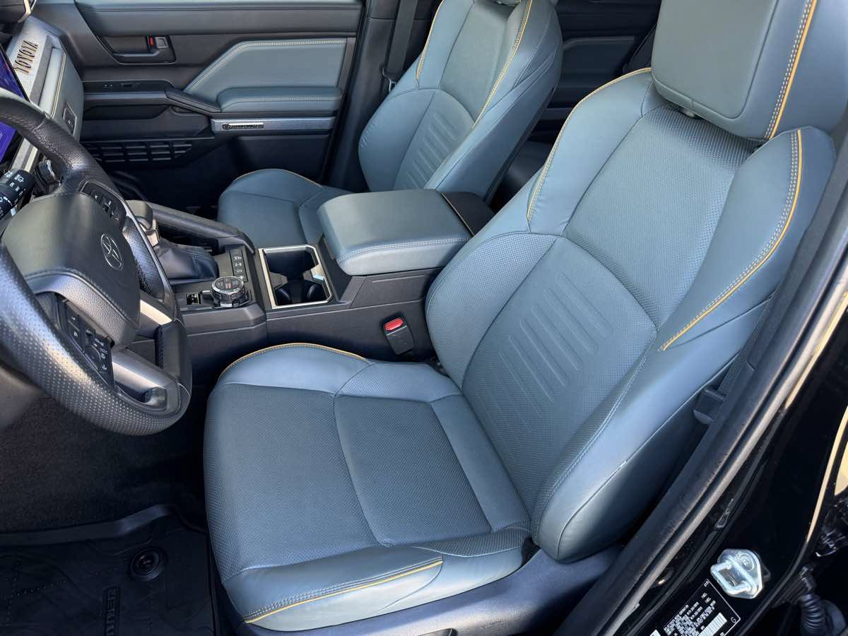 Used 2025 Toyota 4Runner Trailhunter AWD/4WD image 19