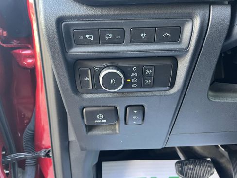 Used 2022 Ford F150 XLT w/ Equipment Group 302A High image 25