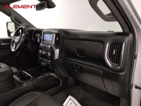 Used 2022 GMC Sierra 2500 SLT w/ SLT Convenience Package image 37