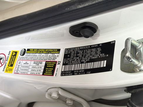 Used 2009 Toyota Venza image 29